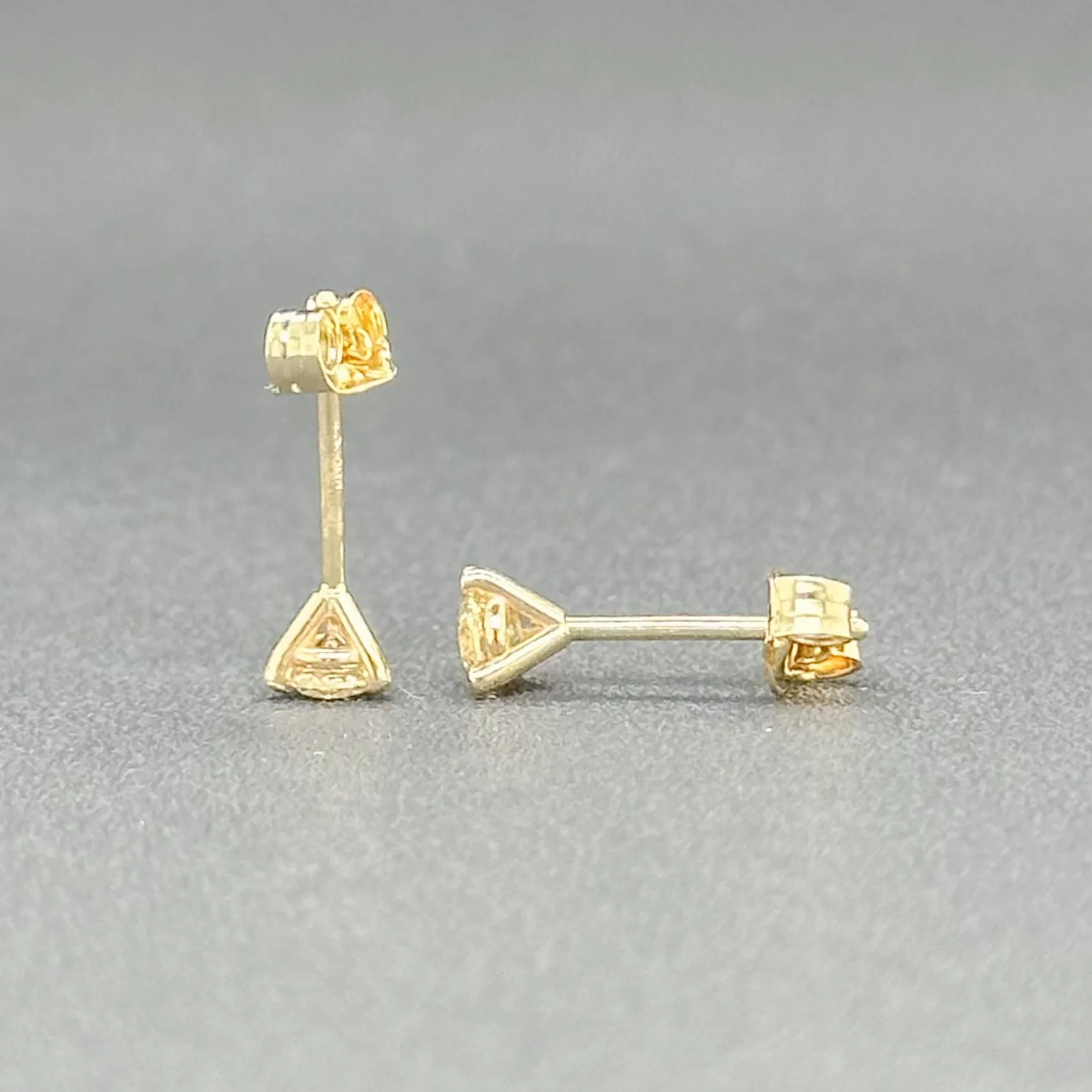 Estate 14K Y Gold 0.26ctw J-K/SI1 Diamond Stud Earrings